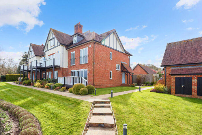 3 Bedroom Town House To Rent In Ferry Lane, Moulsford, OX10