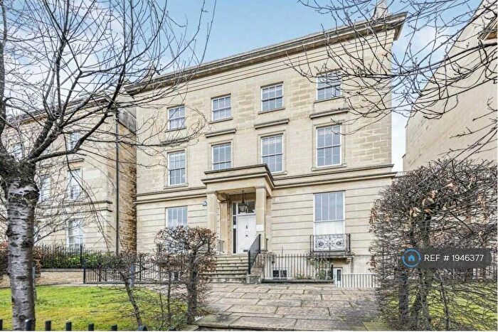 2 Bedroom Flat To Rent In Alexandra House, Reading, RG1