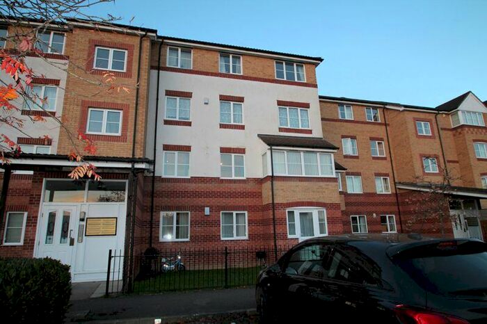 2 Bedroom Detached House To Rent In Princes Gate, High Wycombe, HP13