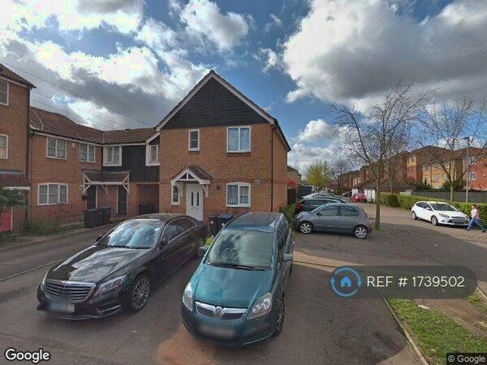 3 Bedroom Detached House To Rent In Colgate Place, Enfield, EN3