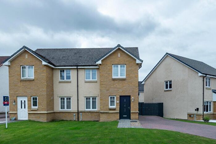 3 Bedroom Semi-Detached House For Sale In The Cormorant, Alloa, FK10