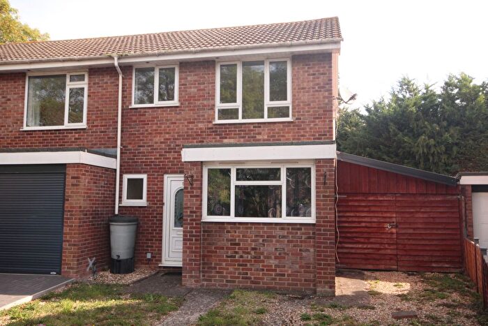 2 Bedroom Property For Sale In Sandringham Close, Bridgwater, TA6