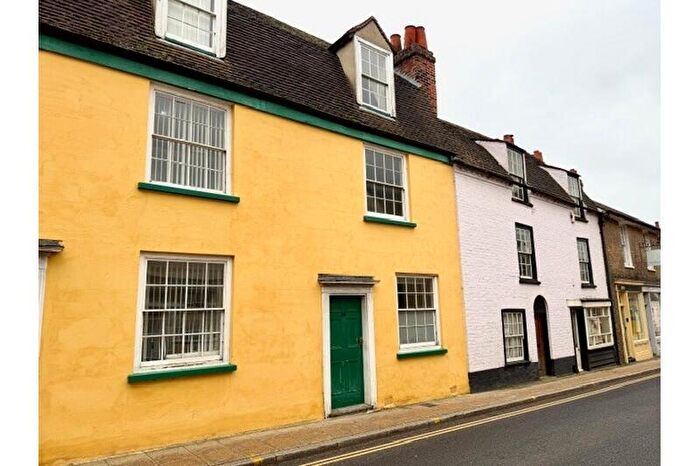 3 Bedroom Terraced House To Rent In West Street, Rochford, Essex, SS4