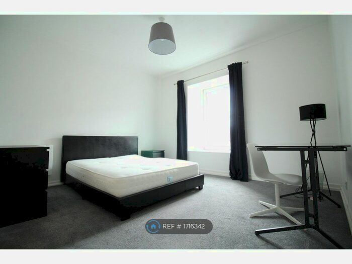 2 Bedroom Flat To Rent In Milnbank Road, Dundee, DD1