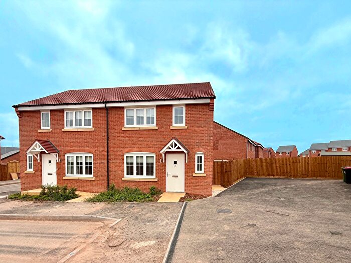 3 Bedroom Semi-Detached House To Rent In William Stanworth Grove, Priorslee, Telford, TF2