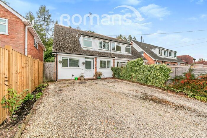 3 Bedroom Semi-Detached House To Rent In Shiplake Bottom, Peppard Common, Henley-On-Thames, RG9