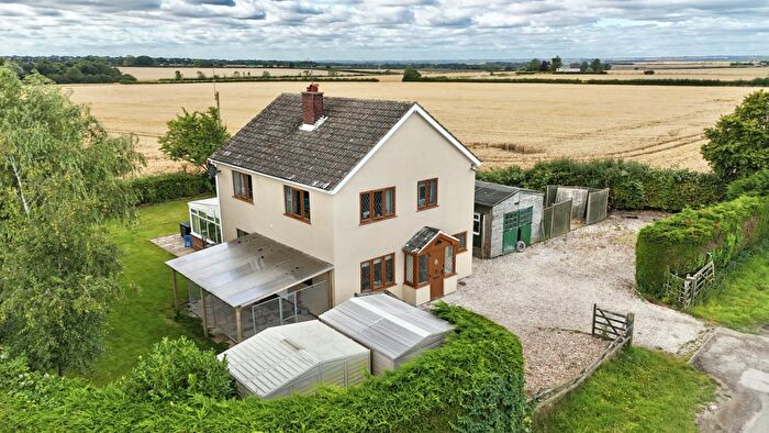 4 Bedroom Detached House For Sale In Carr Road, North Kelsey, Market Rasen, LN7