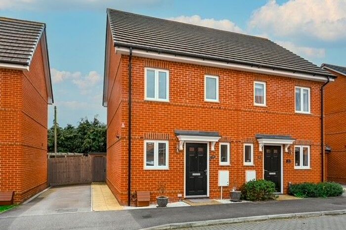2 Bedroom Semi-Detached House To Rent In Appleby Walk, Spencers Wood, Reading, RG7