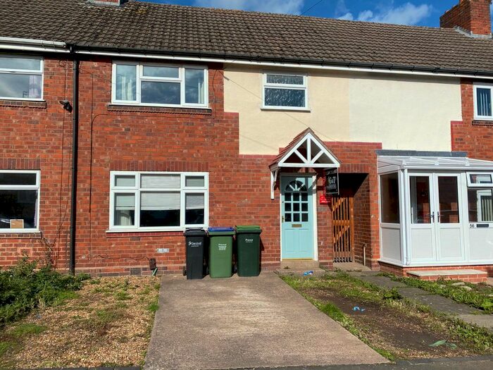 3 Bedroom Terraced House To Rent In Willow Drive, Oldbury, B69