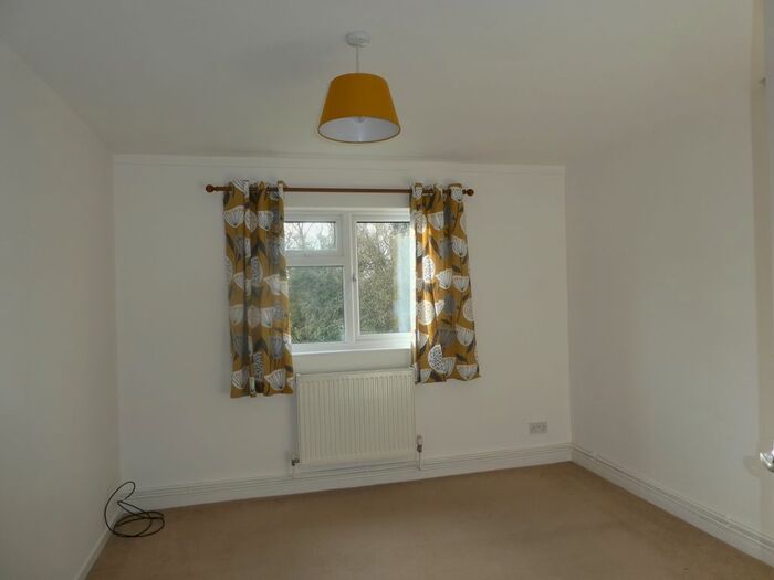 1 Bedroom Flat To Rent In Minehead Way, Stevenage SG1