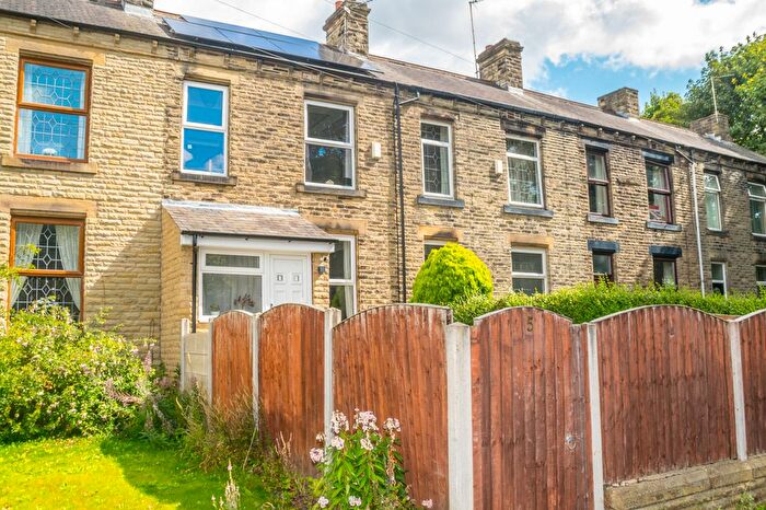 3 Bedroom Terraced House For Sale In Glenholme Terrace, Ossett, WF5