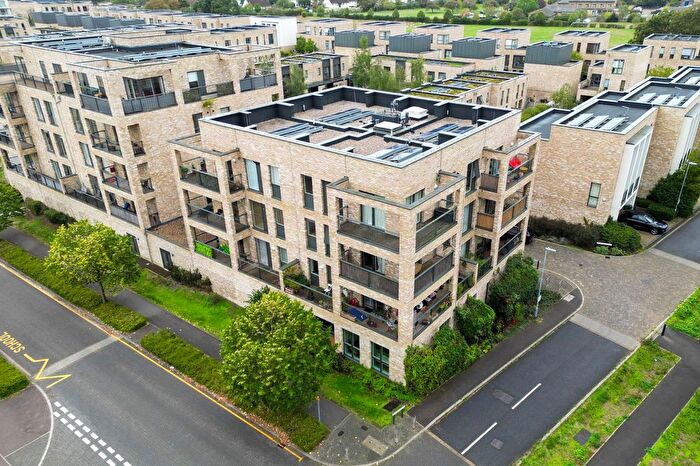 2 Bedroom Flat For Sale In Woodpecker Way, Trumpington, CB2