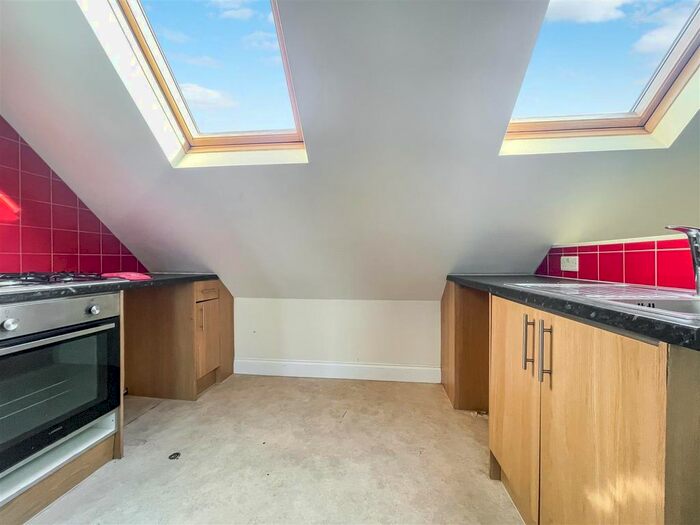 1 Bedroom Flat To Rent In North Circular Road, Neasden, London NW10