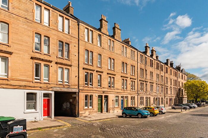 2 Bedroom Flat For Sale In / Iona Street, Edinburgh, EH6