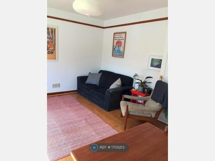 2 Bedroom Flat To Rent In Knapdale Close, London, SE23