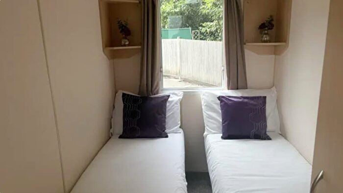 2 Bedroom Caravan For Sale In Willerby Magnum, Broadland Sands Holiday Park, Coast Road, Lowestoft, Suffolk, NR32