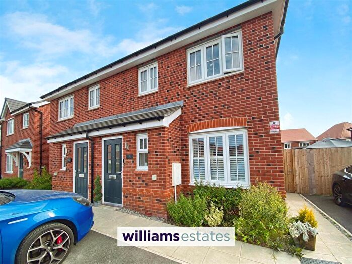 3 Bedroom Semi-Detached House For Sale In Ffordd Bailey, Sealand, CH5