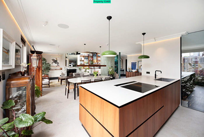4 Bedroom Duplex To Rent In Second Floor, Canfield Gardens, London, NW6