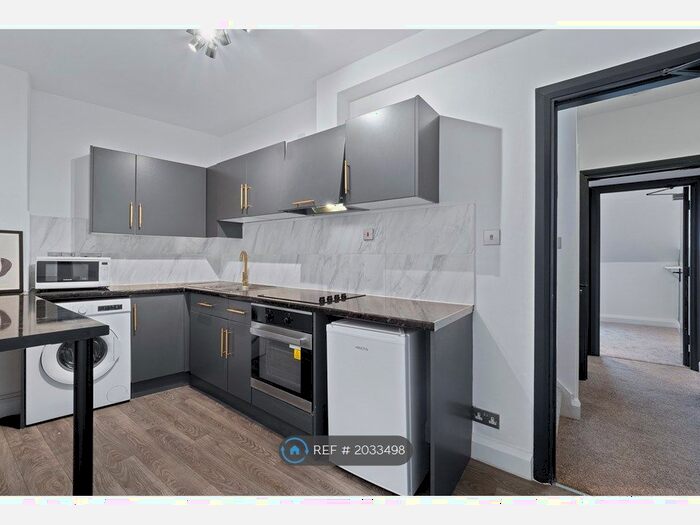 2 Bedroom Flat To Rent In North Street, Rugby, CV21