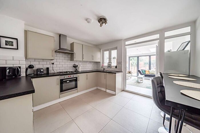 4 Bedroom End Terrace House To Rent In Cherry Close, South Ealing, London, W5