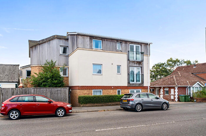 2 Bedroom Flat For Sale In Winchester Road, Southampton, Hampshire, SO16