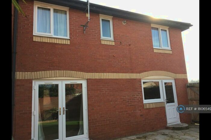 3 Bedroom Terraced House To Rent In Rices Mews, Exeter, EX2