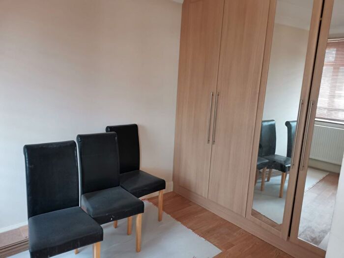 Studio To Rent In Ellerman Avenue, Twickenham, Greater London, TW2