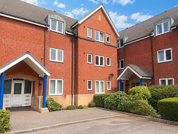 2 Bedroom Flat To Rent In Corvette Court, Cardiff Bay, Cardiff, CF10