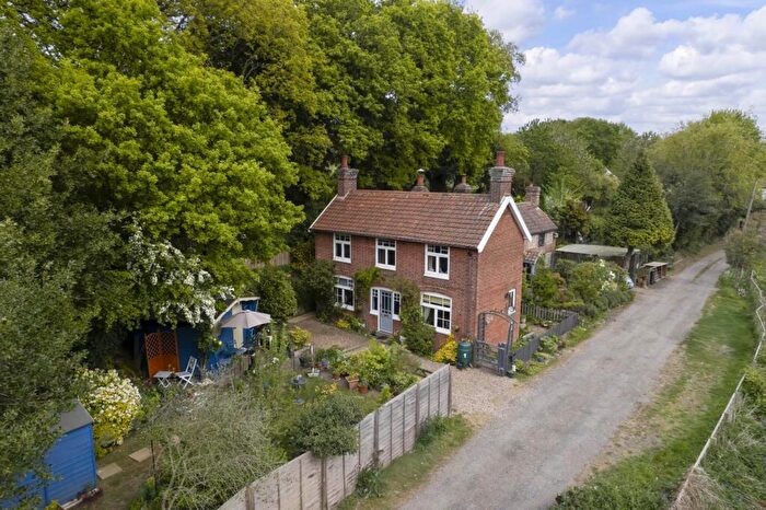 3 Bedroom Semi-Detached House For Sale In Hillside, Roughton, NR11