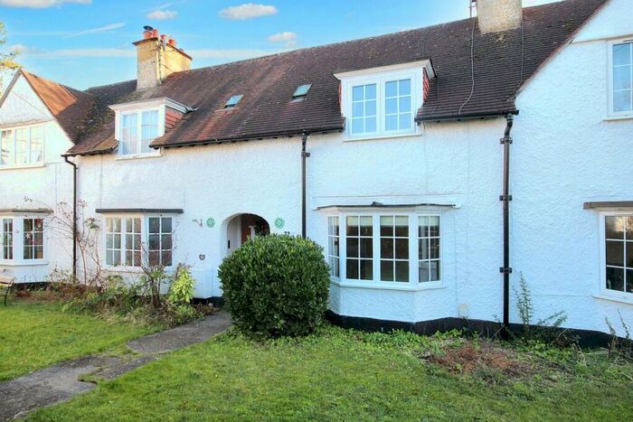 2 Bedroom Cottage To Rent In Lytton Avenue, Letchworth Garden City, SG6