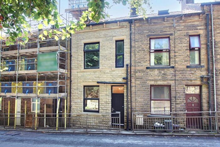 4 Bedroom Terraced House For Sale In King Street, Hebden Bridge, HX7