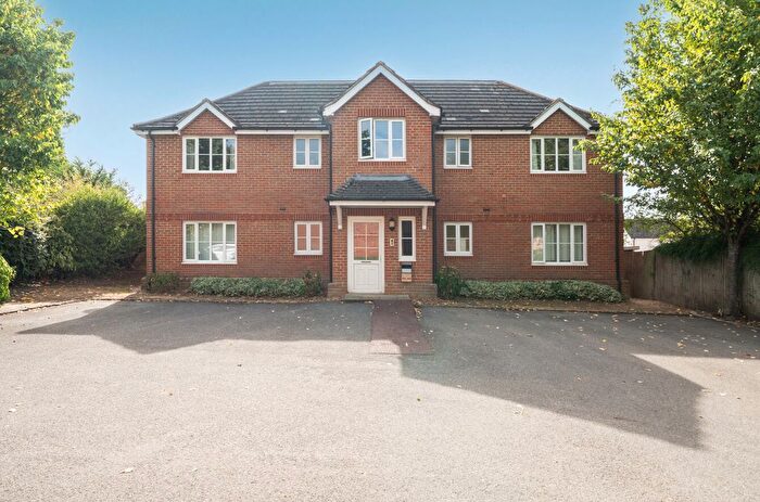 1 Bedroom Flat For Sale In Guildford, Surrey, GU2