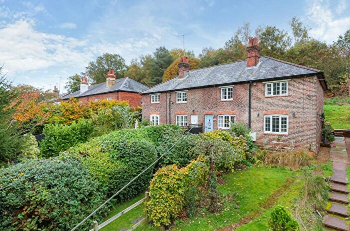 2 Bedroom End Of Terrace House For Sale In Blackheath Lane, Blackheath, Guildford, GU4