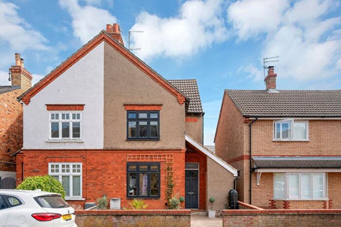 3 Bedroom Semi-Detached House For Sale In Stanley Street, Stamford, PE9