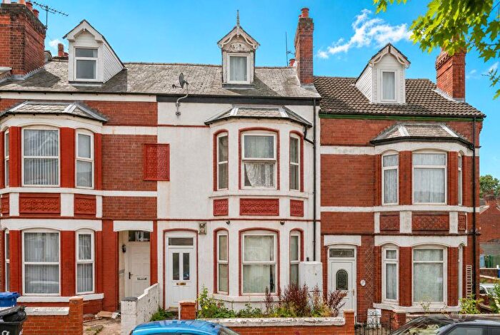 5 Bedroom Terraced House For Sale In St. Vincent Avenue, Doncaster, DN1