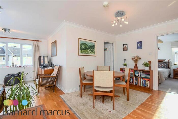 2 Bedroom Flat To Rent In Pumping Station Road, Chiswick, London, W4