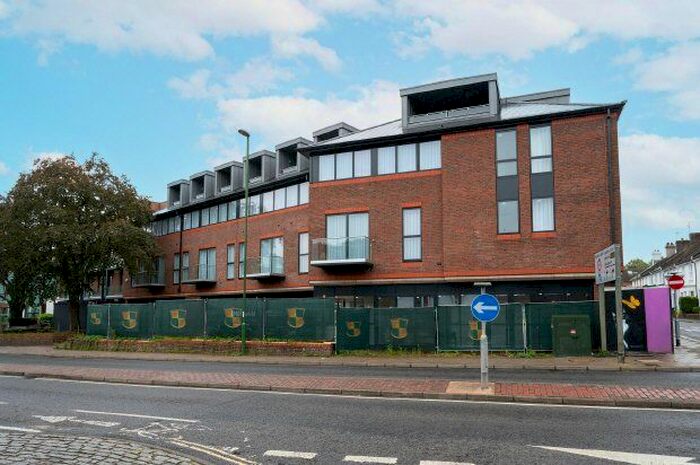 1 Bedroom Flat To Rent In - North Street, Horsham, RH12