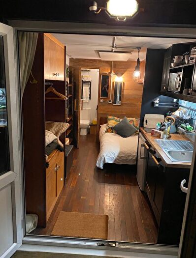 Studio To Rent In Dalmeny Road, Bournemouth, BH6