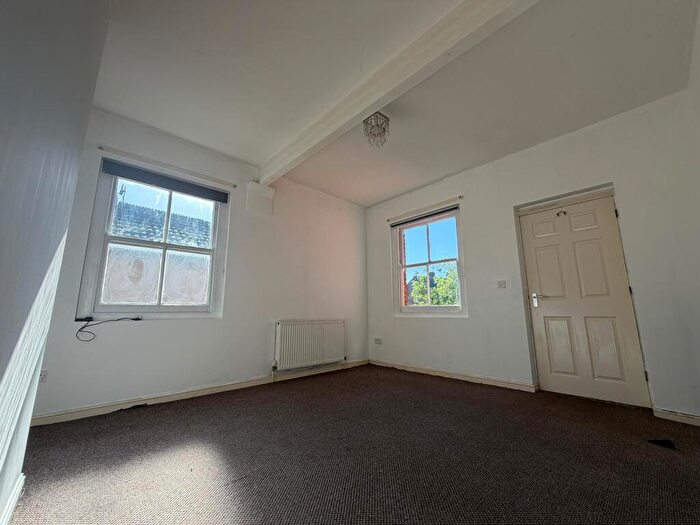 1 Bedroom Flat To Rent In Regent Street, Rowhedge, CO5