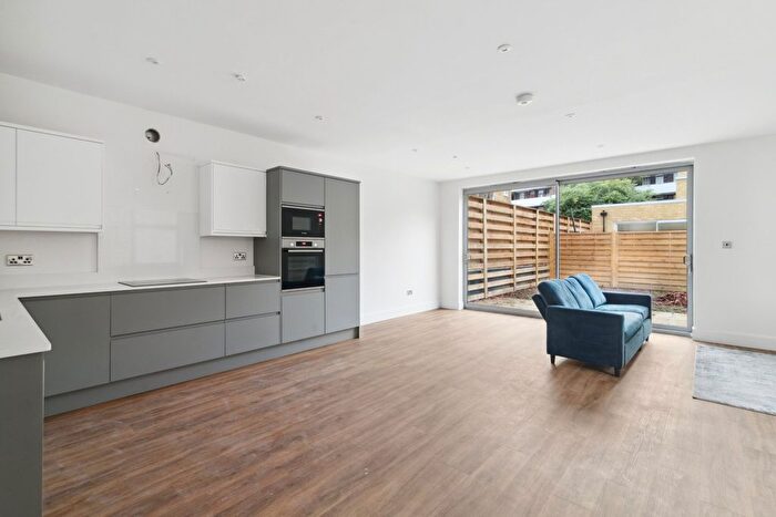 3 Bedroom Property For Sale In Parkhurst Mews, Krupa Court, N7