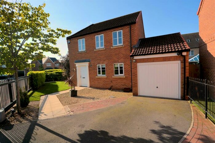 4 Bedroom Detached House For Sale In Bracken Close, Sherburn In Elmet, LS25