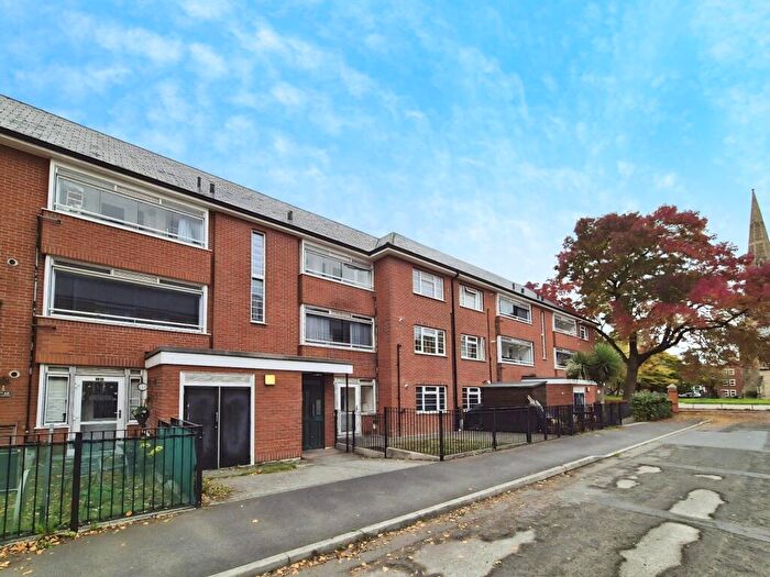 3 Bedroom Apartment To Rent In Swindon Close, Manchester, Greater Manchester, M18