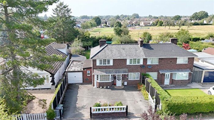 3 Bedroom Semi-Detached House For Sale In Brookhurst Close, Bromborough, Wirral, CH63