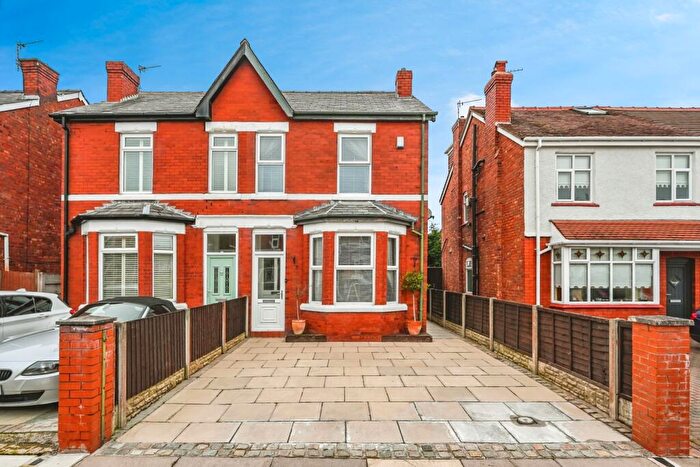2 Bedroom Semi-Detached House For Sale In Brook Street, Southport, Merseyside, PR9