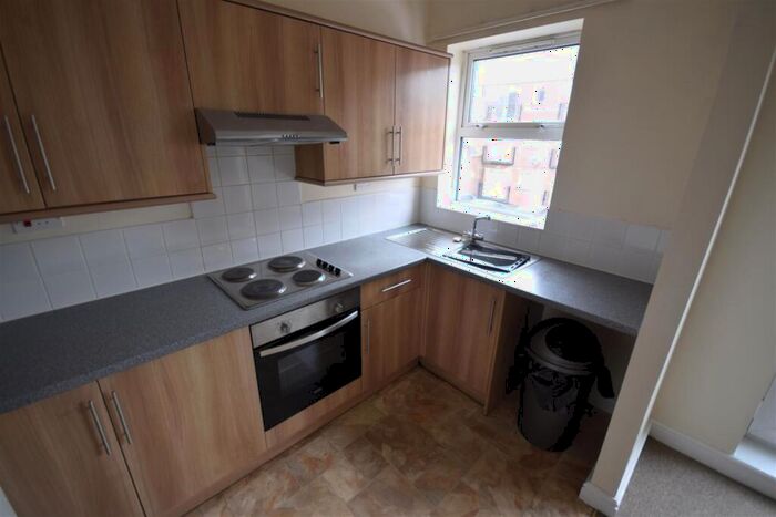 2 Bedroom Apartment To Rent In The Gainsborough, Drewry Court, Uttoxeter New Road, Derby, Derbyshire, DE22