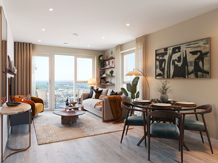 3 Bedroom Flat For Sale In Lytton Way, Stevenage, SG1