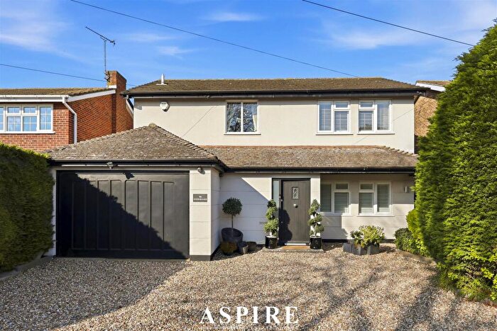 4 Bedroom Detached House For Sale In Woodgrange Drive, Southend-On-Sea, SS1