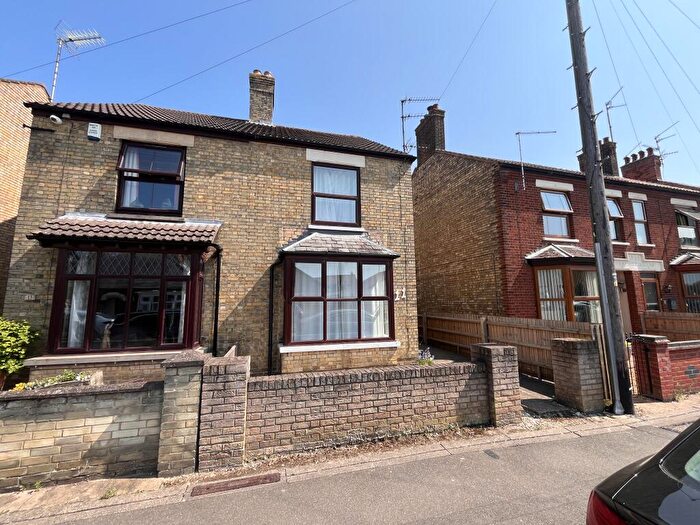 2 Bedroom House To Rent In Darthill Road, March, PE15