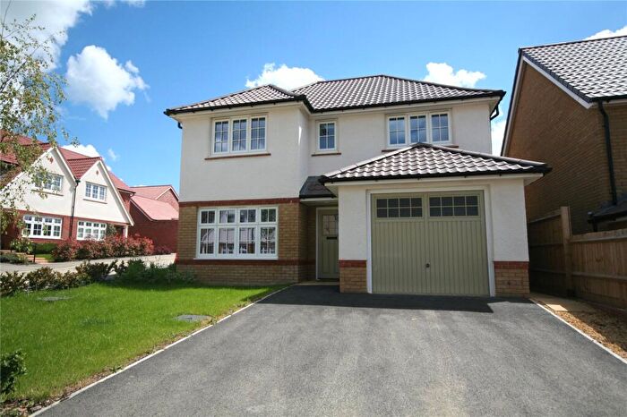 4 Bedroom Detached House To Rent In Honeysuckle Avenue, Cheltenham, Gloucestershire, GL53