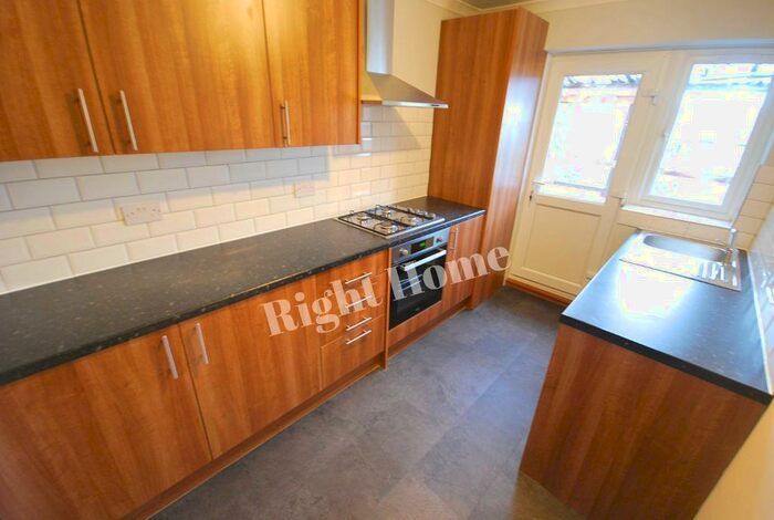 2 Bedroom Flat To Rent In Hurst Lodge, Stanley Avenue, Wembley, Middlesex, HA0